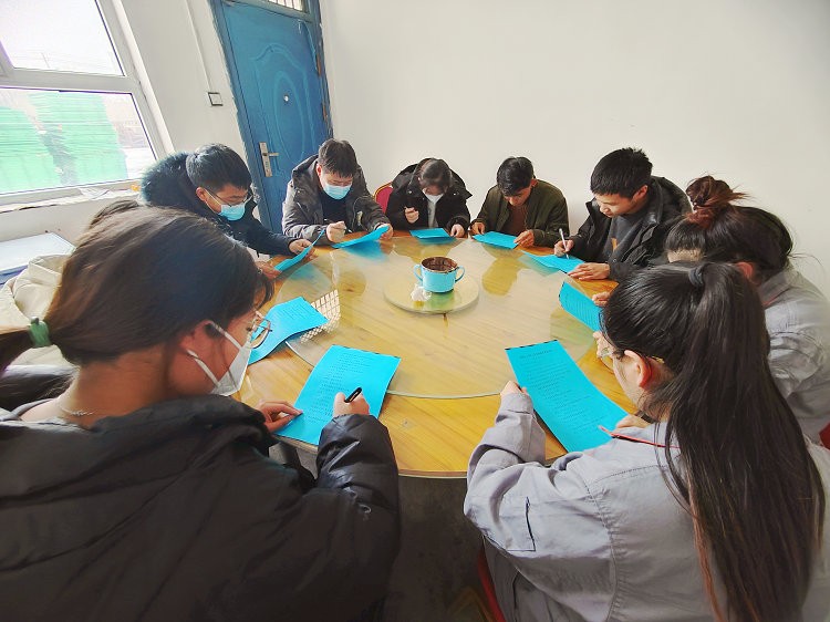 0301 情系員工辦“食”事 調查問(wèn)卷聽(tīng)民聲 (3)_副本.jpg